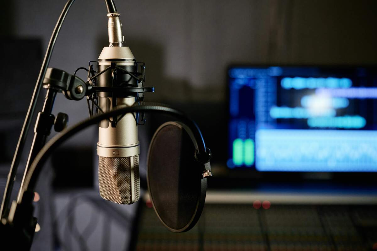 Multilingual Voice Over & Dubbing Services